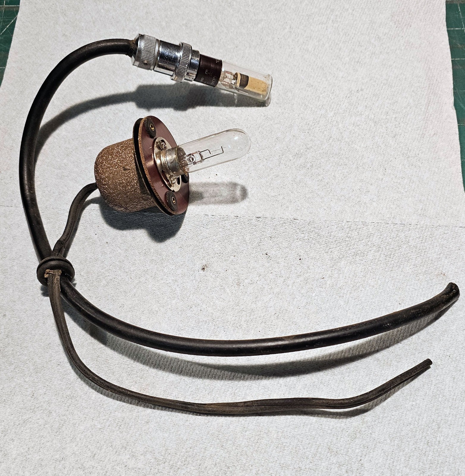 AMPRO Premier 20 Projector Part - Exciter Lamp & Continental Cetron Tube - Vinta