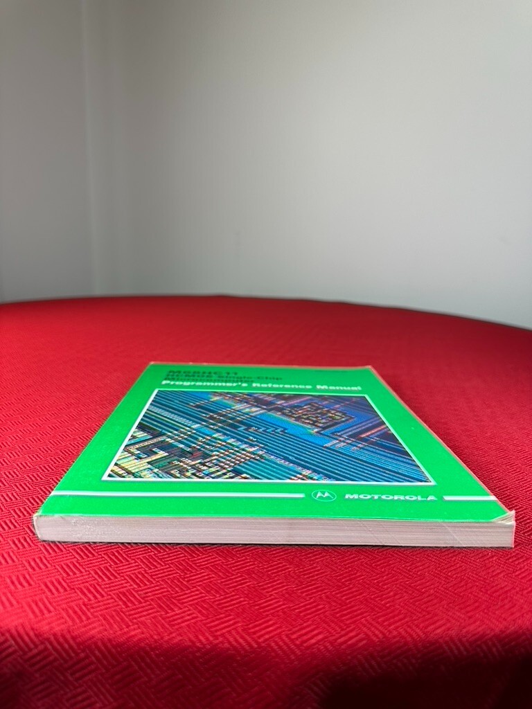 M68HC11, HCMOS Single-Chip Microcomputer Programmer Reference Manual Tech Book