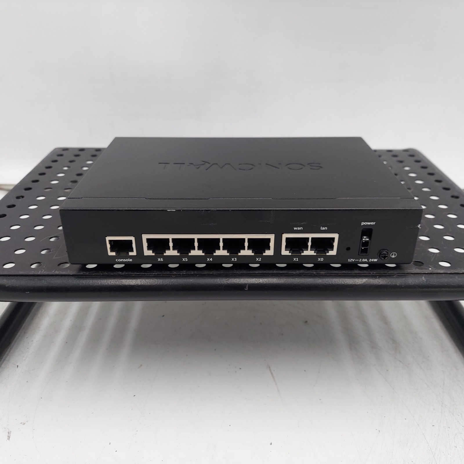 Dell SonicWall TZ400 Firewall Appliance