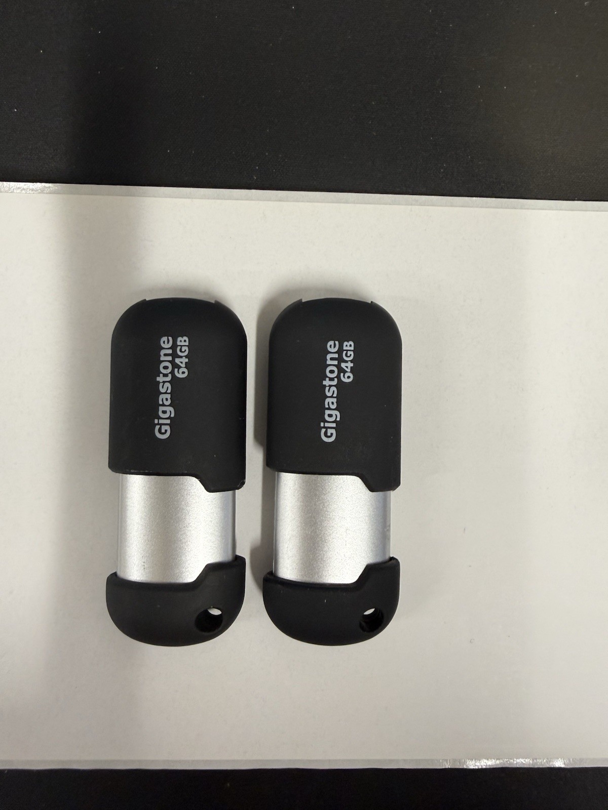 Lot of 2 Gigastone 64GB Classic Capless USB 2.0 Flash Drive (GS-Z64GCNBL-R) Bulk