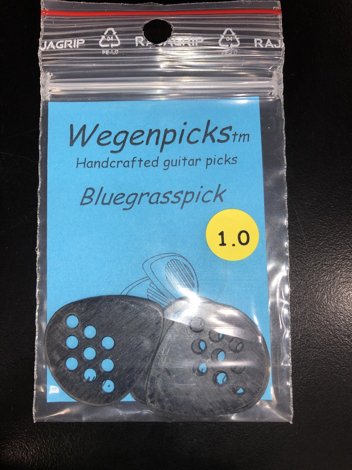 Wegen BG100B 1.0mm Bluegrass Picks, 4pk Black