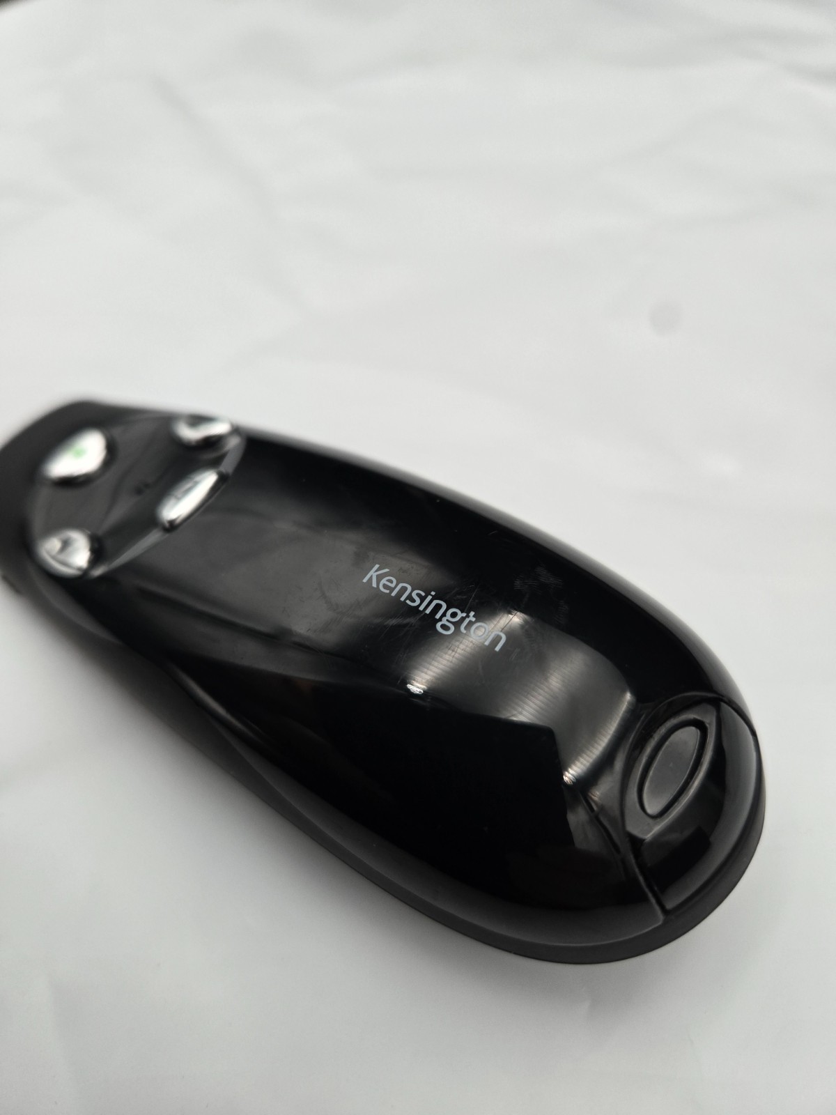 Kensington 4-Button Wireless Presenter Green Laser w/ Dongle for Windows/Mac