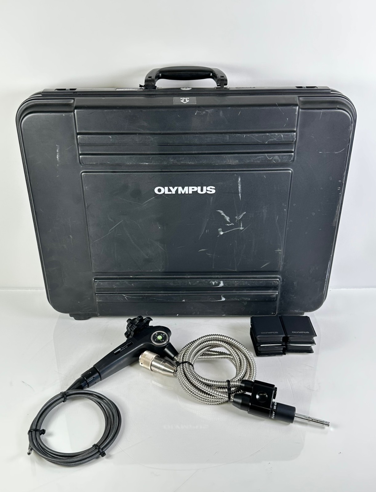 Olympus IV6C6-20 NTSC Tapered Flextube Videoscope w/ Accessories