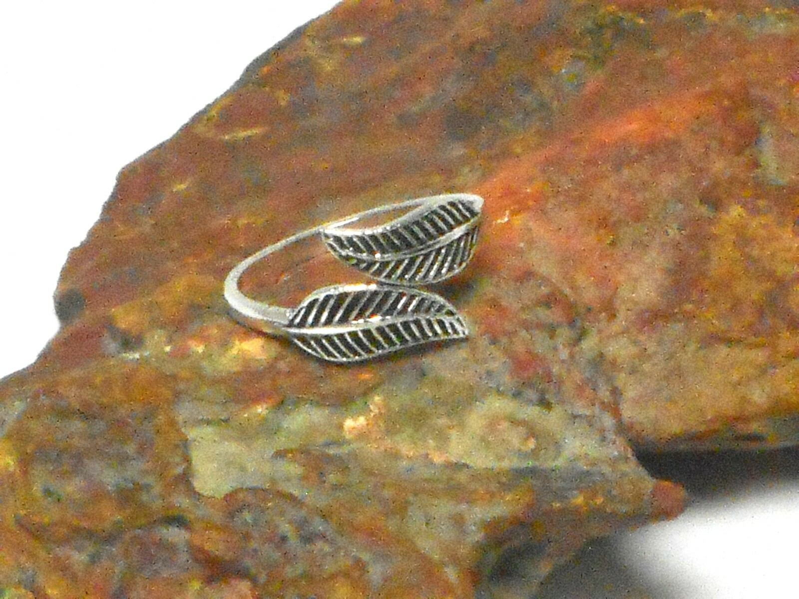 Adjustable Leaf Design TOE RING Sterling Silver 925 - Gift Boxed