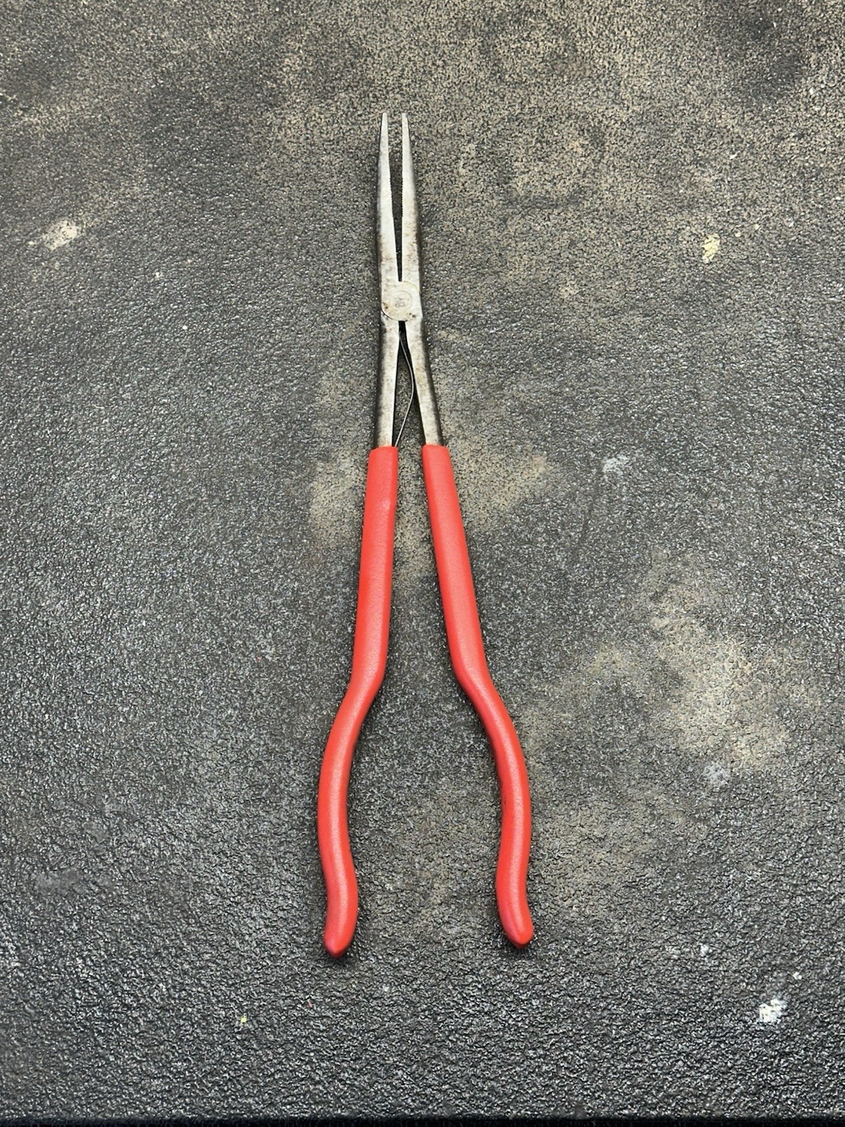 Snap On Tools 15” Storks 35 Degree Bent Long Reach Needle Nose Pliers. No Rips