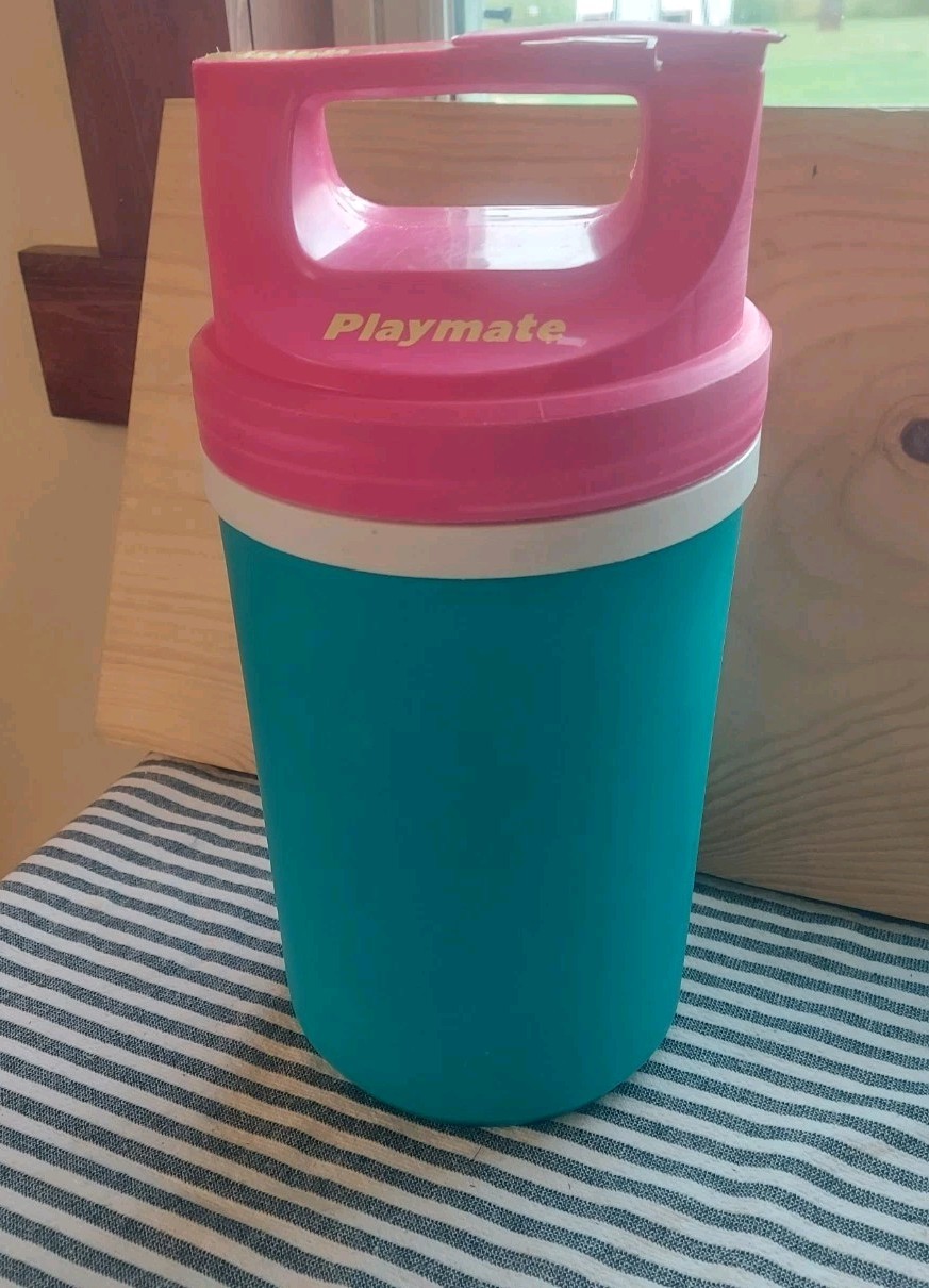 Vtg Igloo Playmate Half Gallon Water Jug / Cooler Pink & Teal Retro 80’s / 90’s