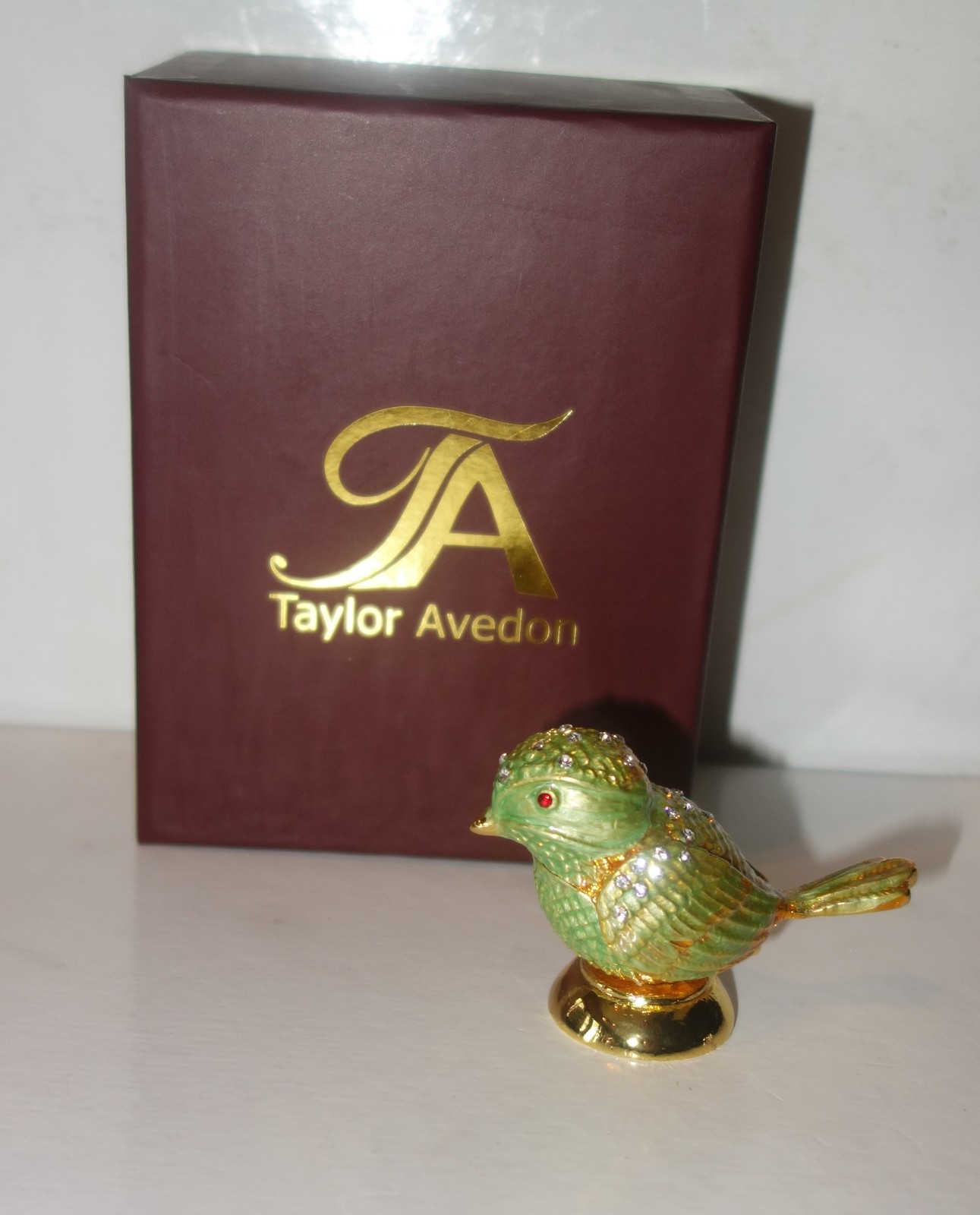 Taylor Avedon Collectible trinket green bird authentic new + box $140