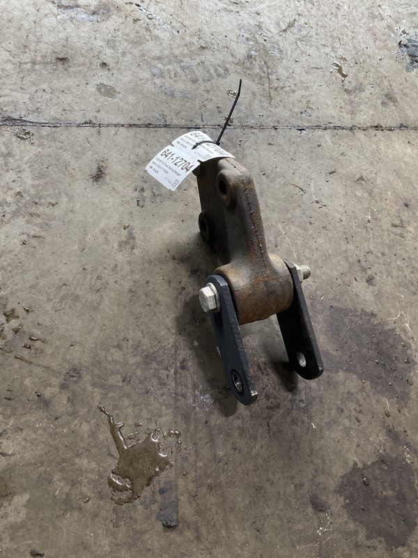 Freightliner MT55 Suspension Bracket A1617170000 (641-12704)