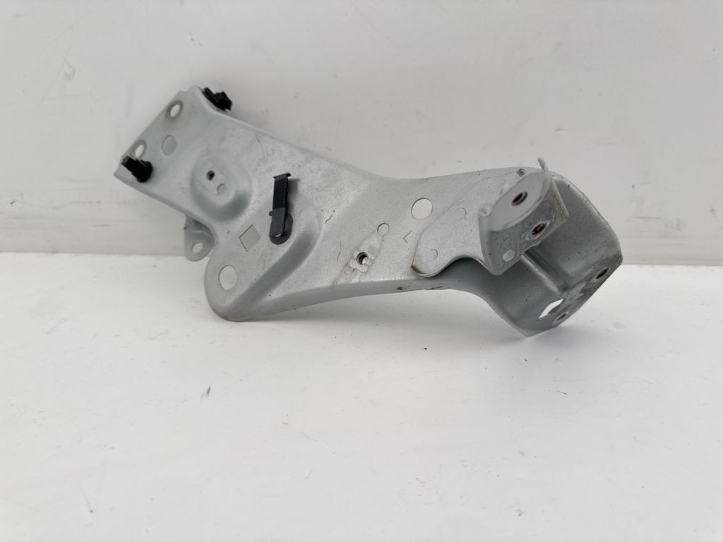 Mazda MX-30 2021 Left Bracket Fender BCE35903