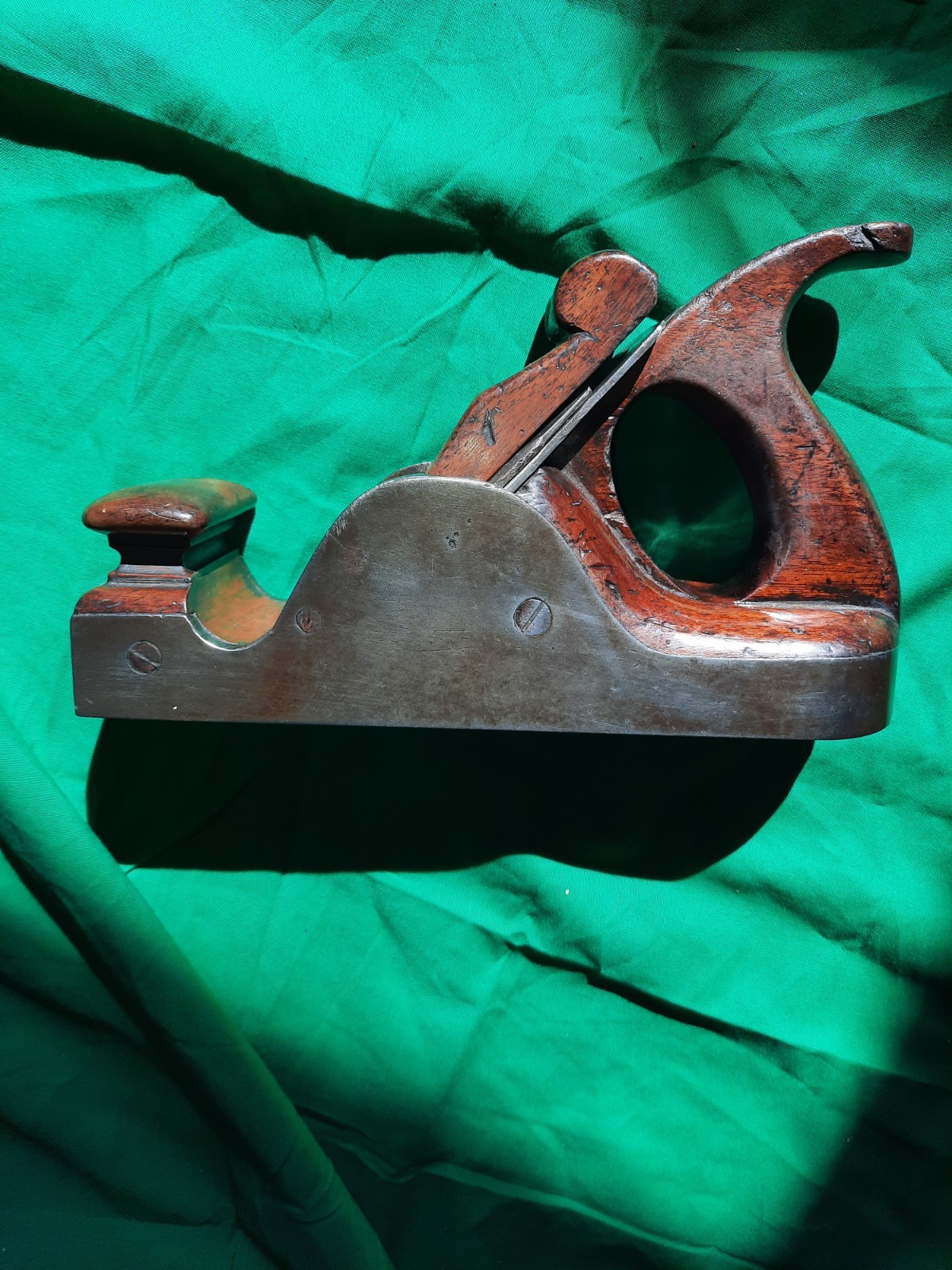 9" Infill smoothing plane with T. Ibbotson iron.
