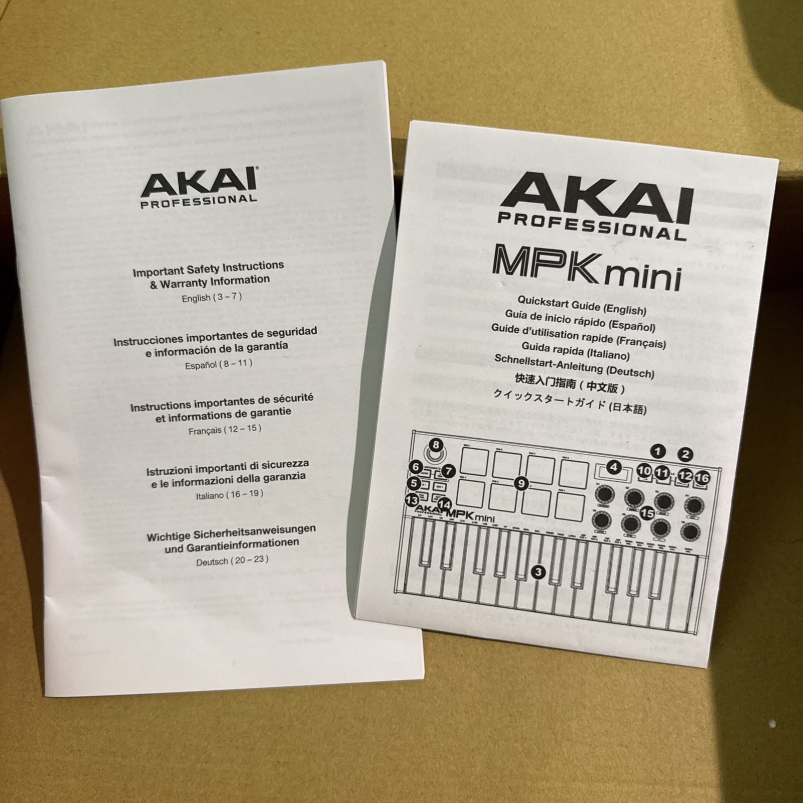 Akai Professional MPK Mini MK3 USB MIDI Keyboard Controller Tested Working