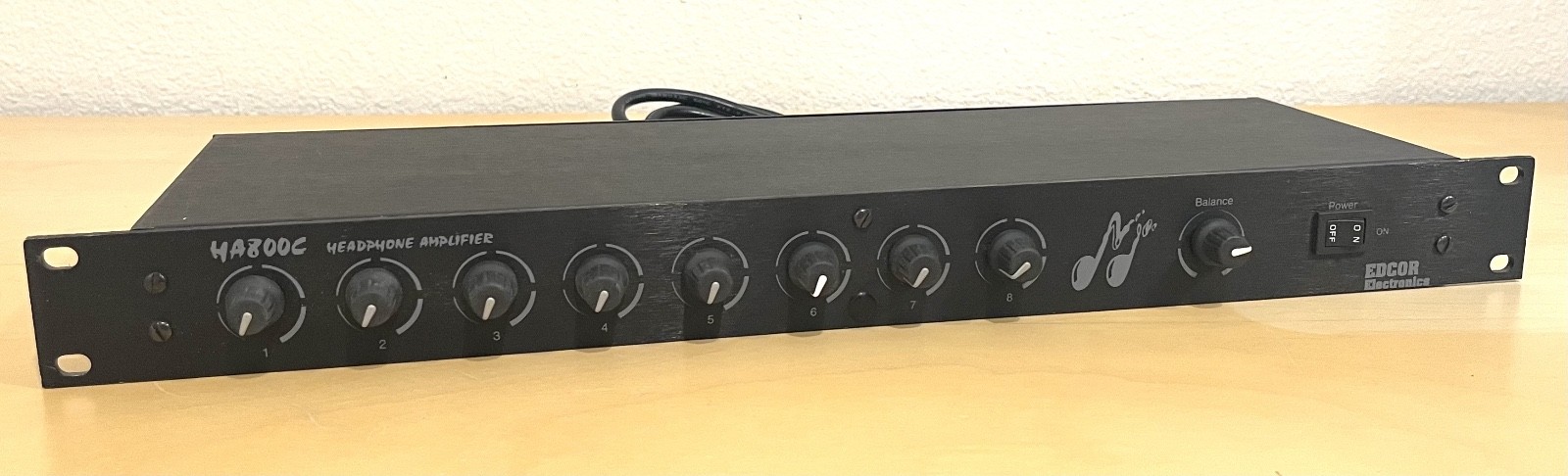 EDCOR HA800C 8-Way HEADPHONE AMPLIFIER - Rackmount - TESTED
