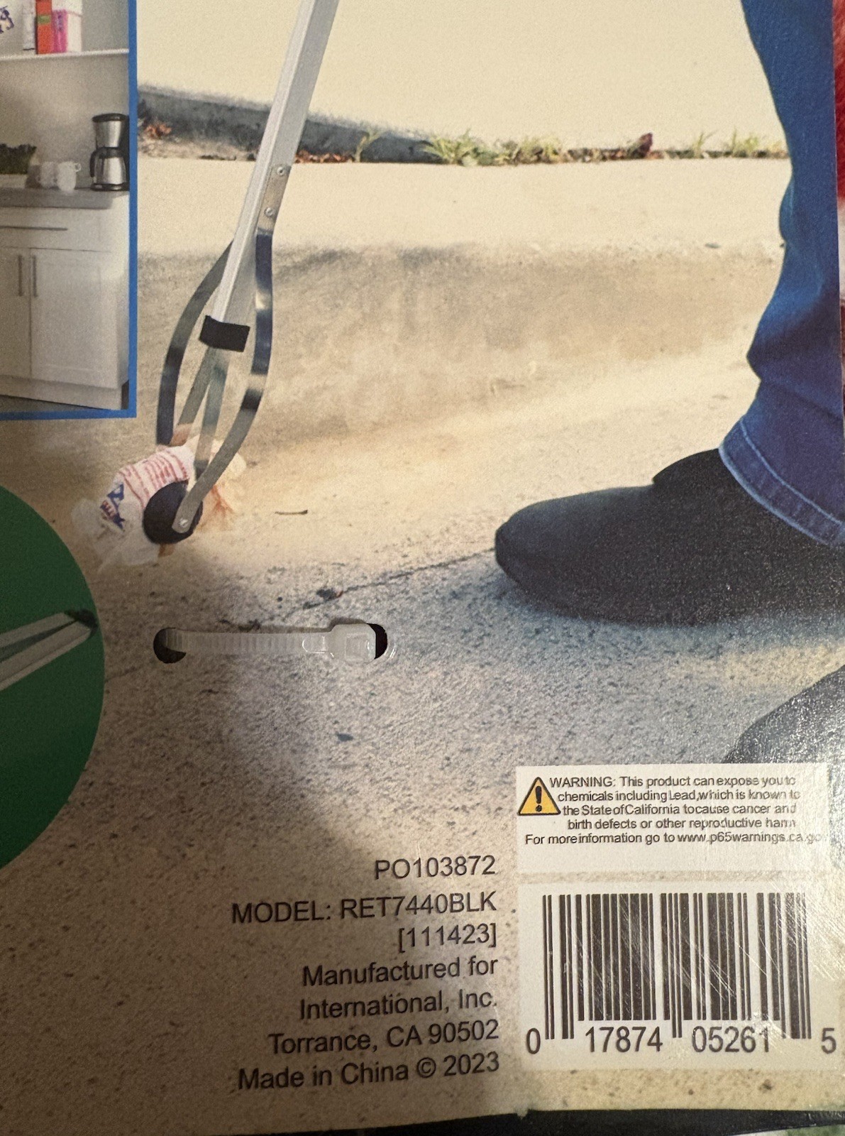 IDEAWORKS Extendable Grabber Reacher 3 Ft Folding Pickup Tool Mobility Aid