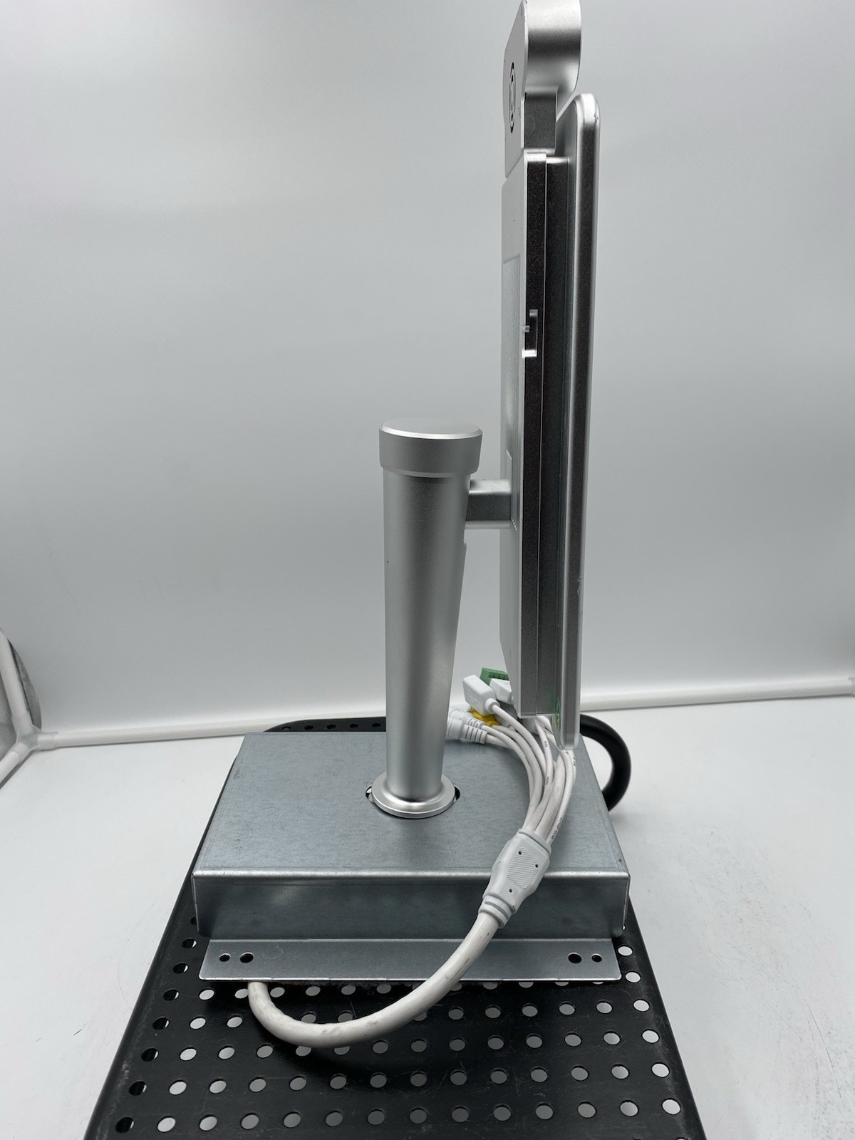 Facial Recognition Access Control Terminal Temperature Kiosk Scanner