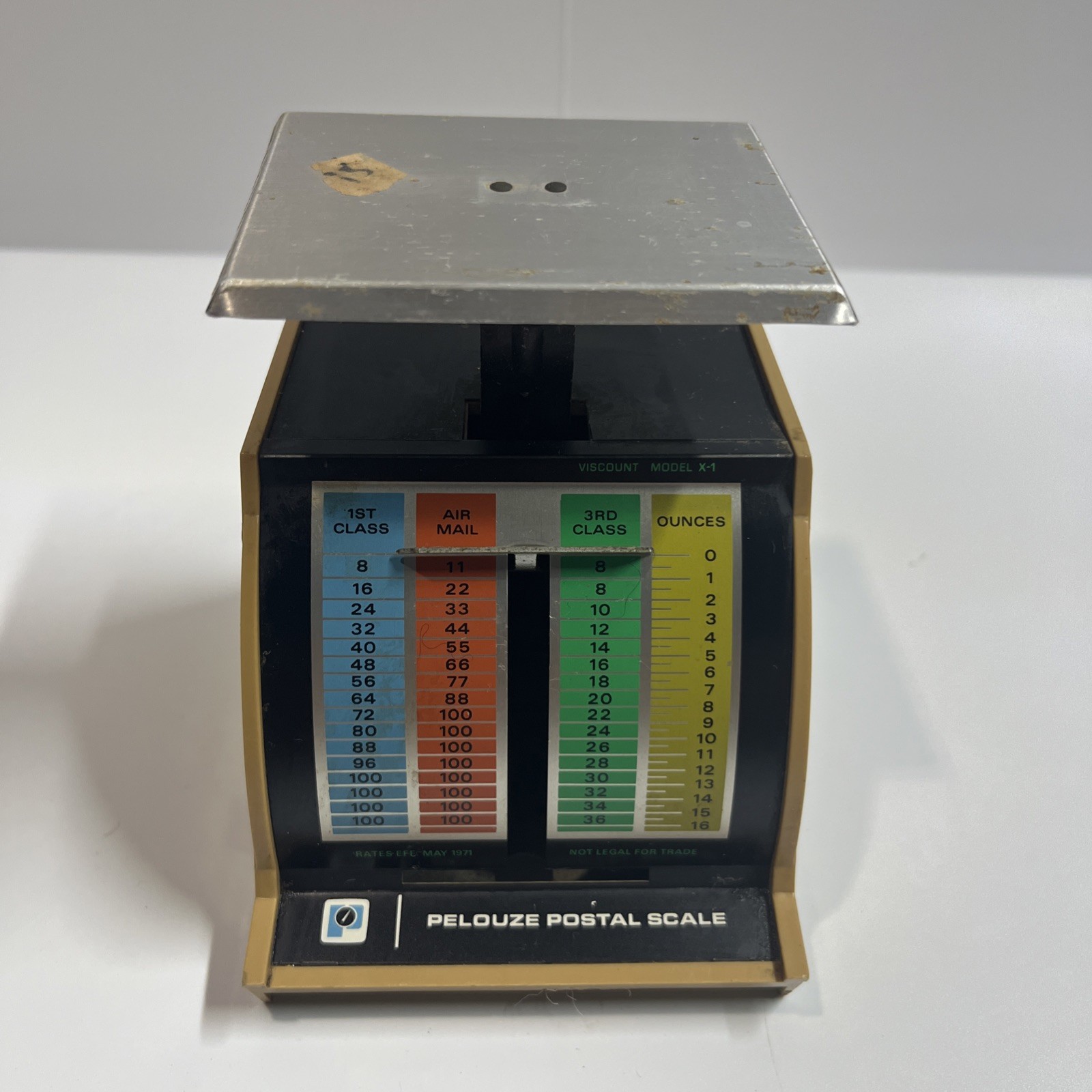 Vintage Pelouze Model X-1 postal scale USA Made