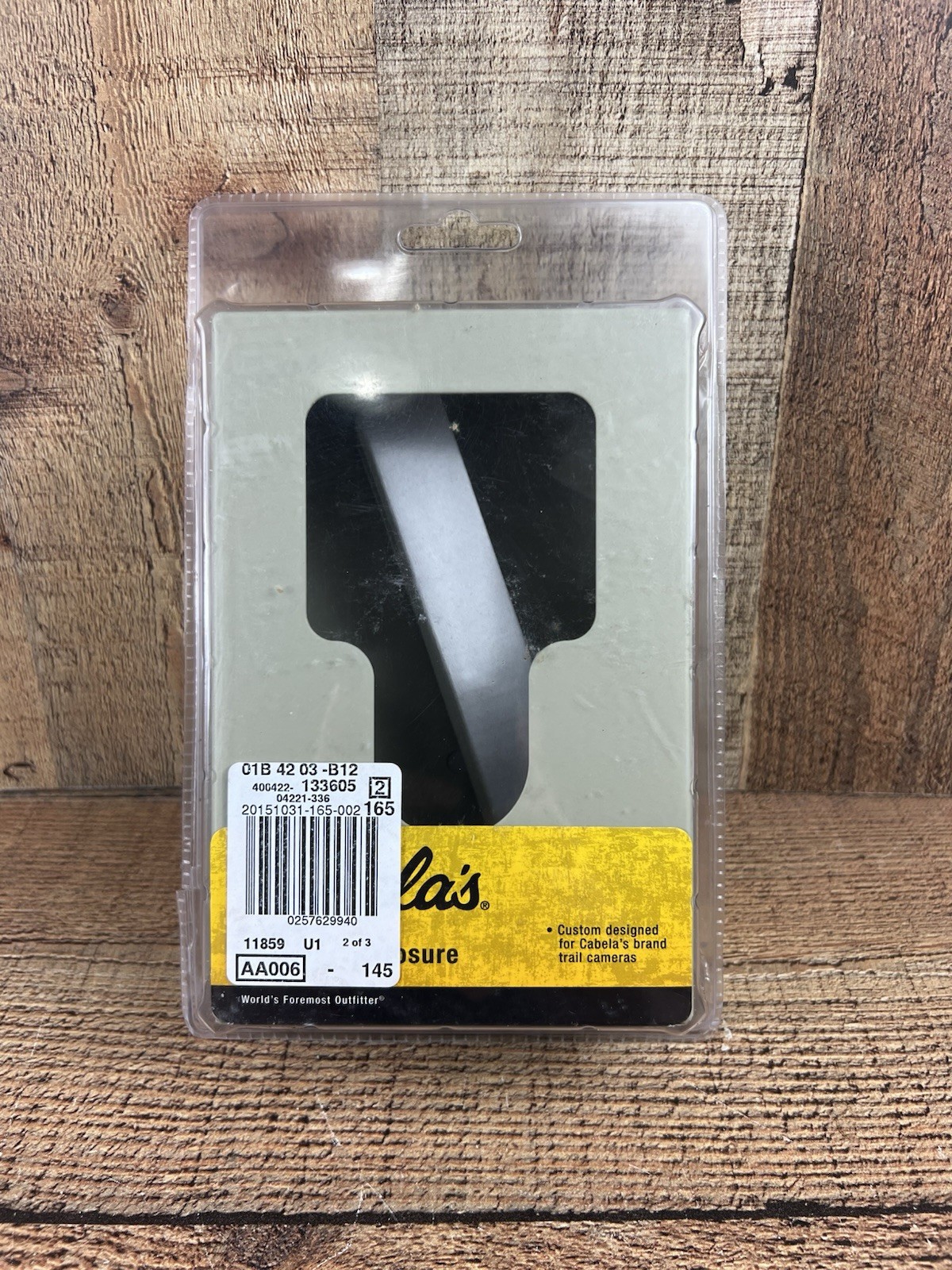 Cabela’s Trail-Camera Security Enclosure 7.3”H x 4.9”W x 3.2”D NIB With Padlock