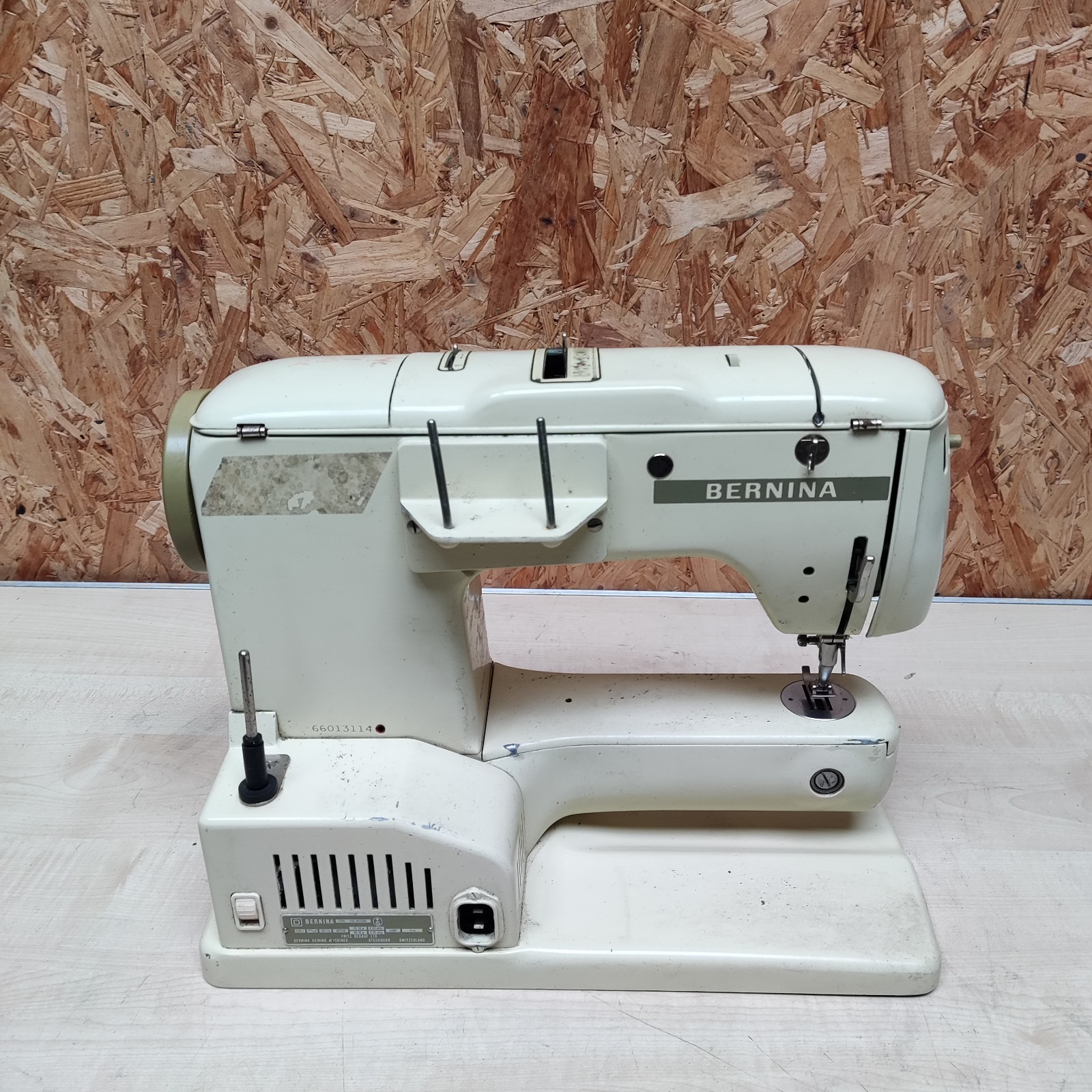 BERNINA RECORD 730 ELECTRIC SEWING MACHINE NO ACCESSORIES UNTESTED