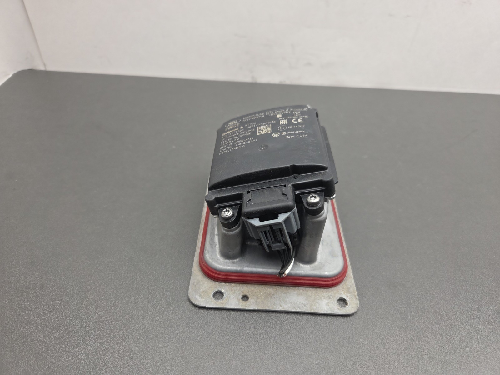 Blind Spot Radar Sensor Module For Ford F150 F250SD JC3T-14C689-AC JC3Z-14C689-C