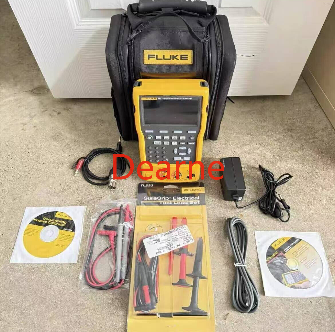 Fluke 753 Documenting Process Calibrator w/Accessories/NEW