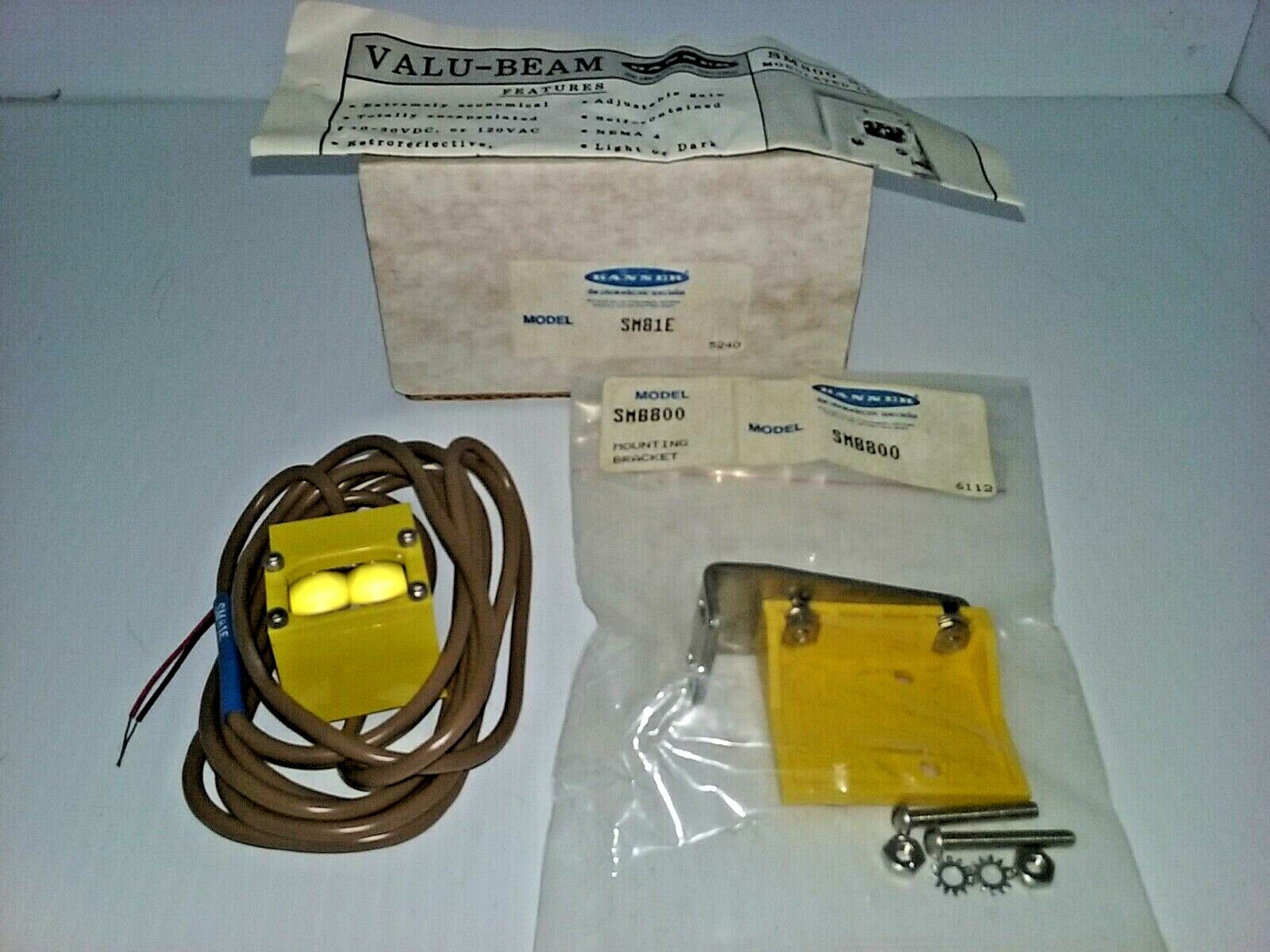 BANNER ENGINEERING SM81E PHOTOELECTRIC EMITTER MODULATED LED SENSOR  NIB