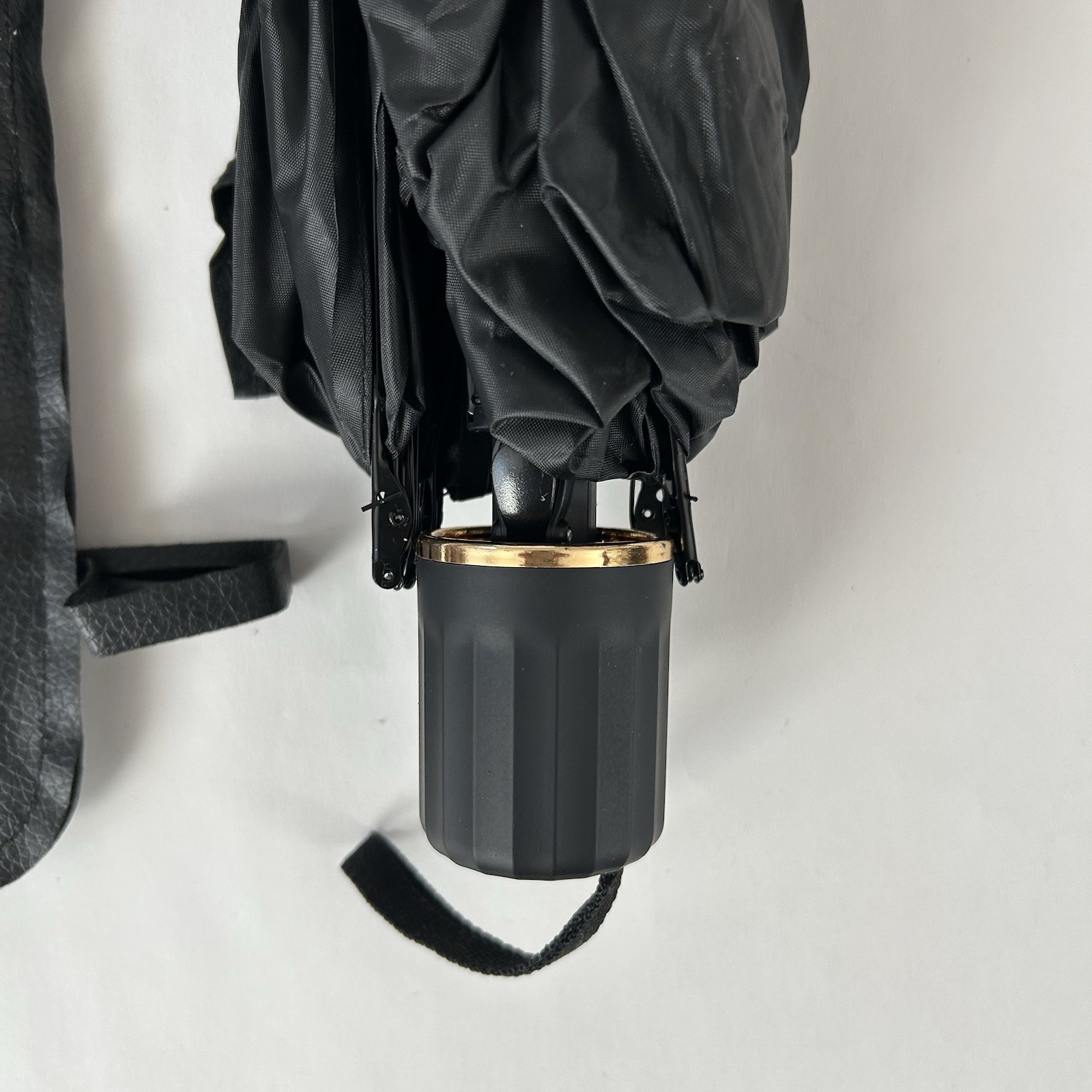 WALTER DRAKE Windshield Umbrella Buddy 373501 Black