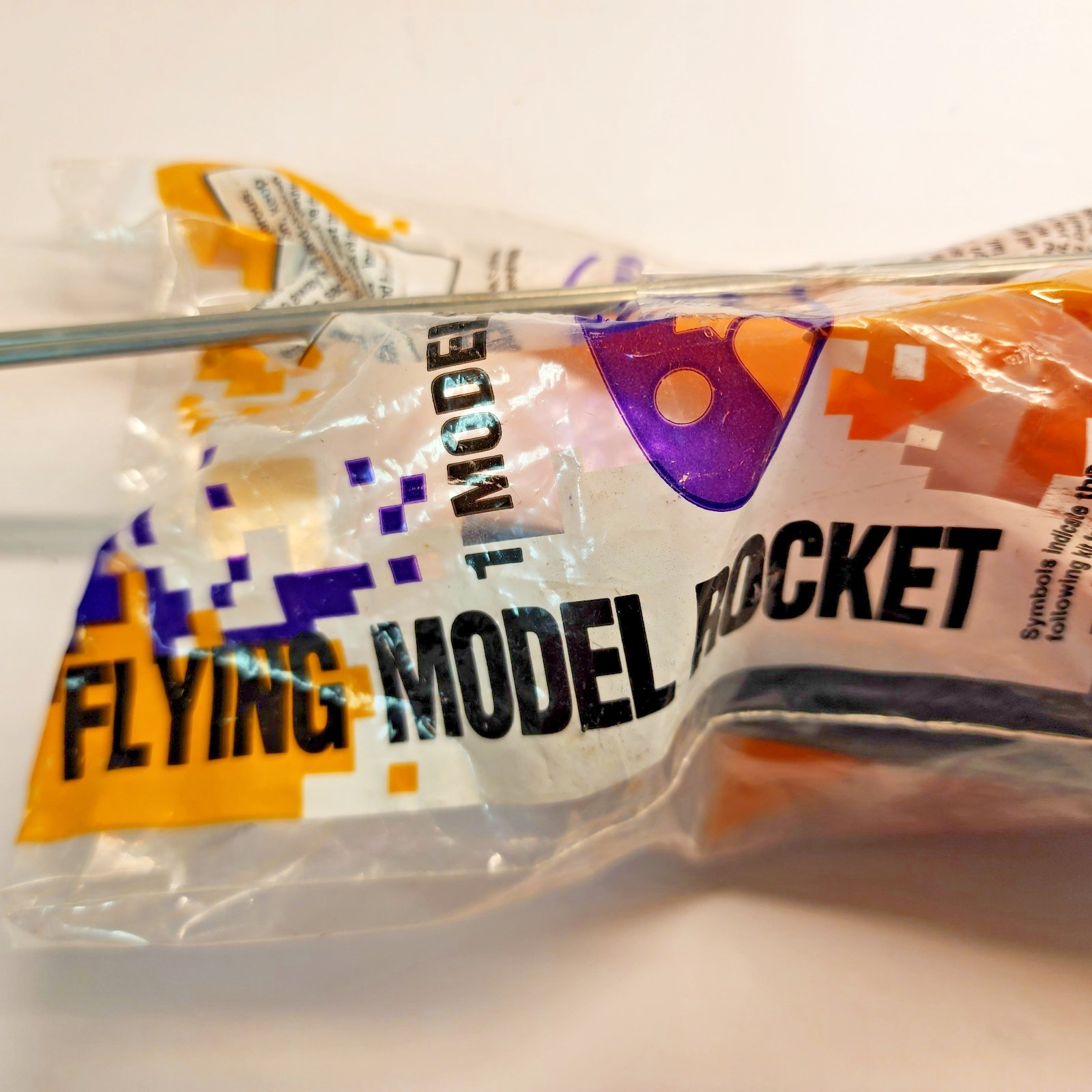 ESTES Flying Model Rocket Kit Model Reduit. Vintage Unbuild Kit