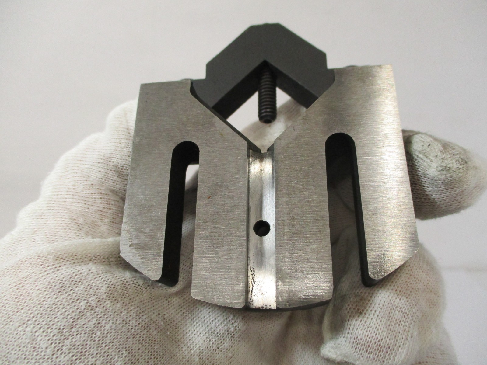 SIMCO Micro Grind Face Plate Assembly & Vee Block Mounted w/ 5C Mount in VGC