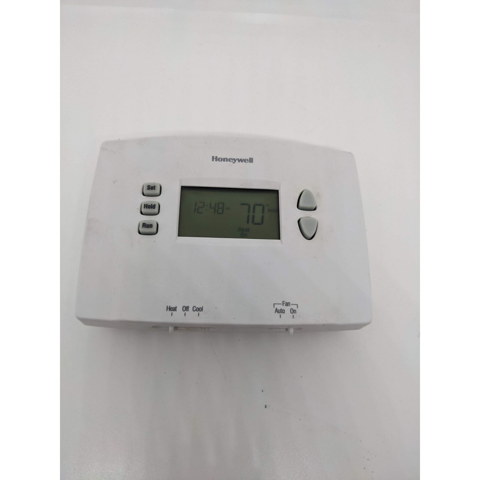 Honeywell RTH2218 Programmable Digital Electronic Thermostat Heat Cool