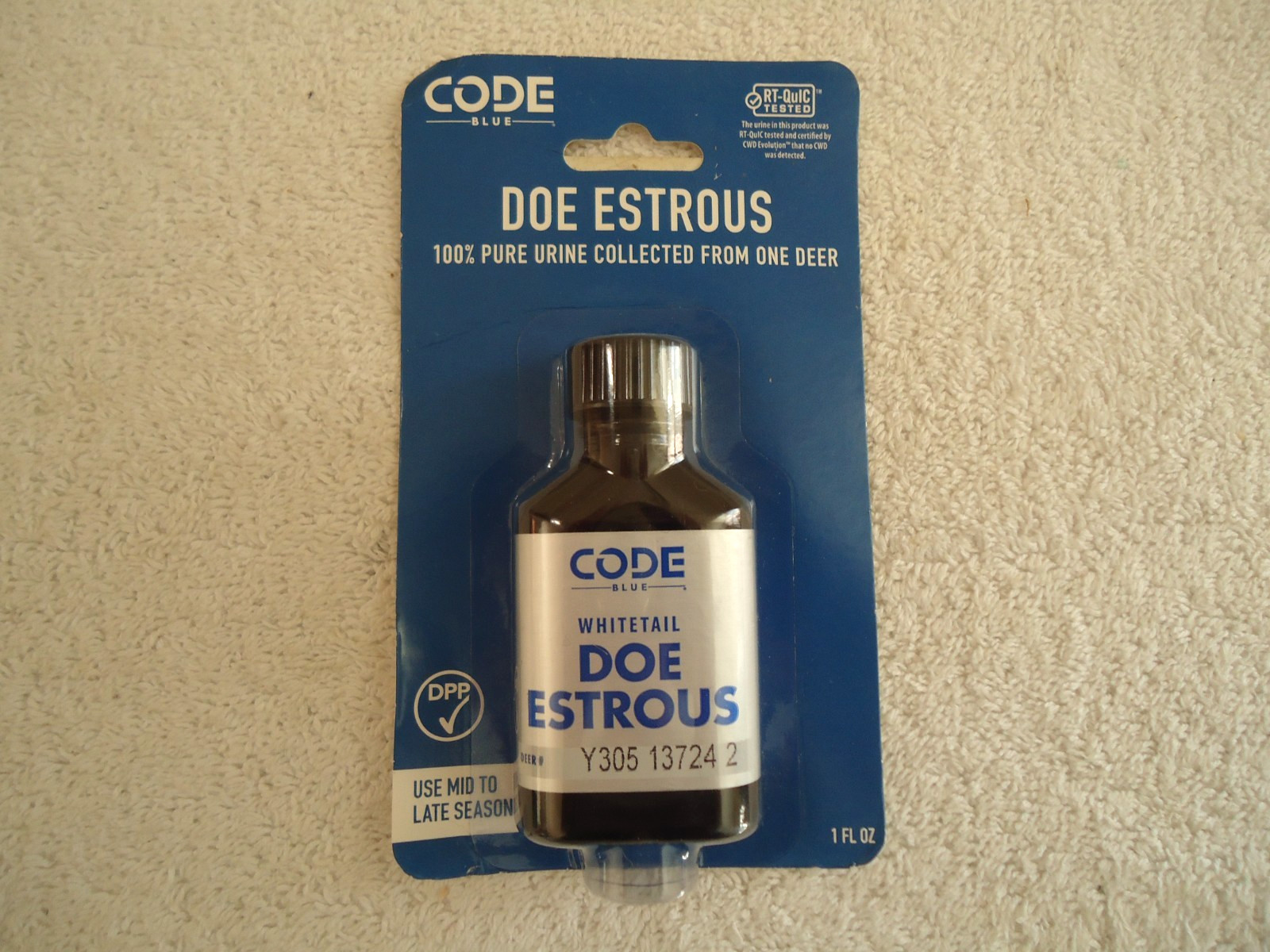 " NIP " Code Blue Doe Estrous 1 fl.oz. " Great Gift Item For Hunters " Free Ship
