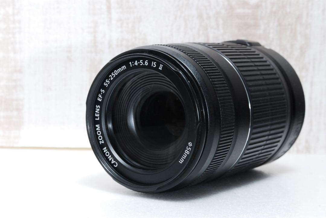 Canon Kiss X9 672543