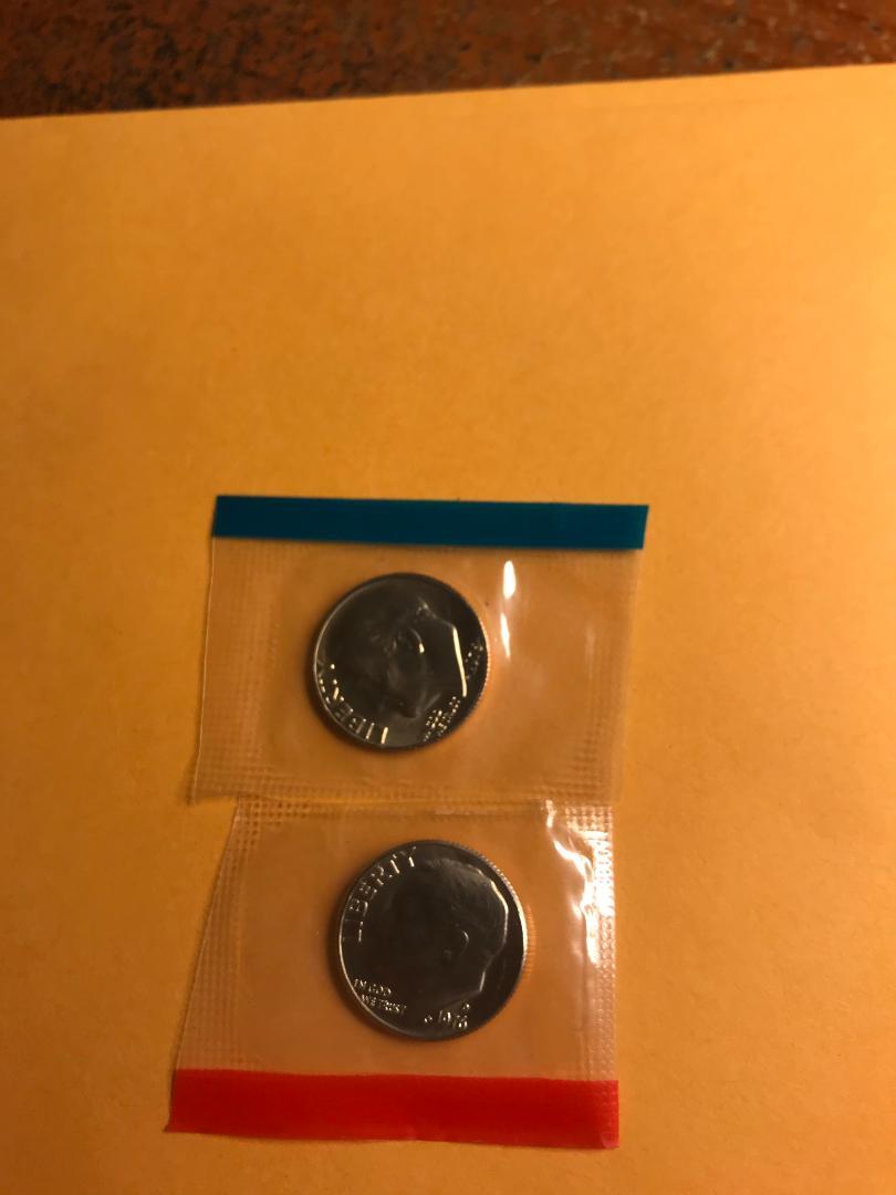 1976 P+D UNCIRCULATED ROOSEVELT DIMES NICE COIN STILL IN MINT CELLO L@@K