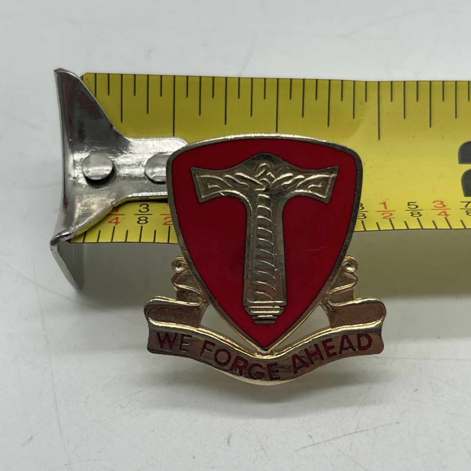U.S. Military 8th Maintenance Support Battalion DI DUI Crest Pin WE FORGE AHEAD