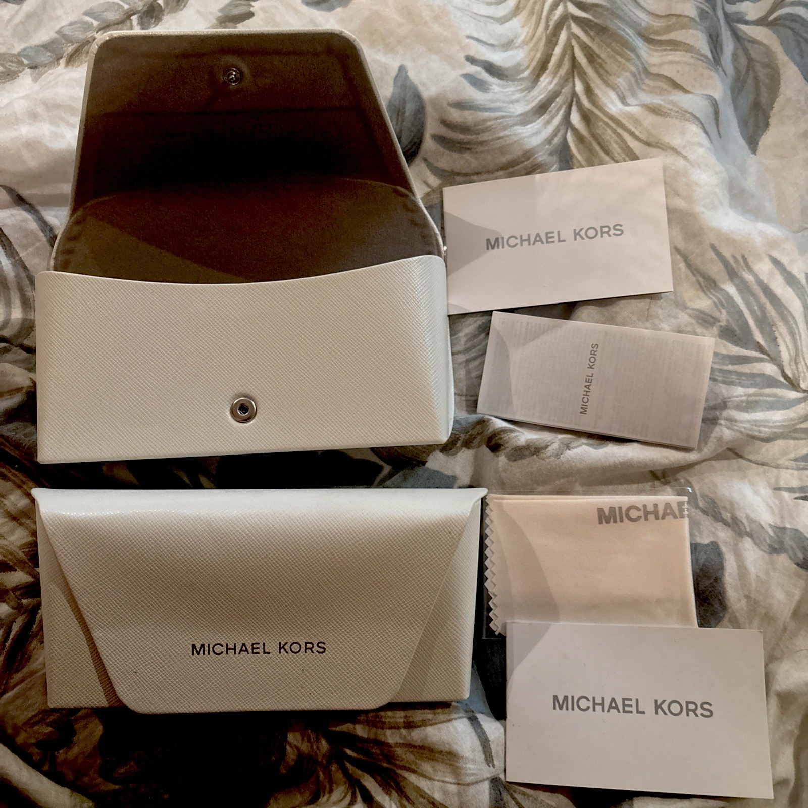 2 New MICHAEL KORS White Leather Hard Glasses Cases Silver Logo