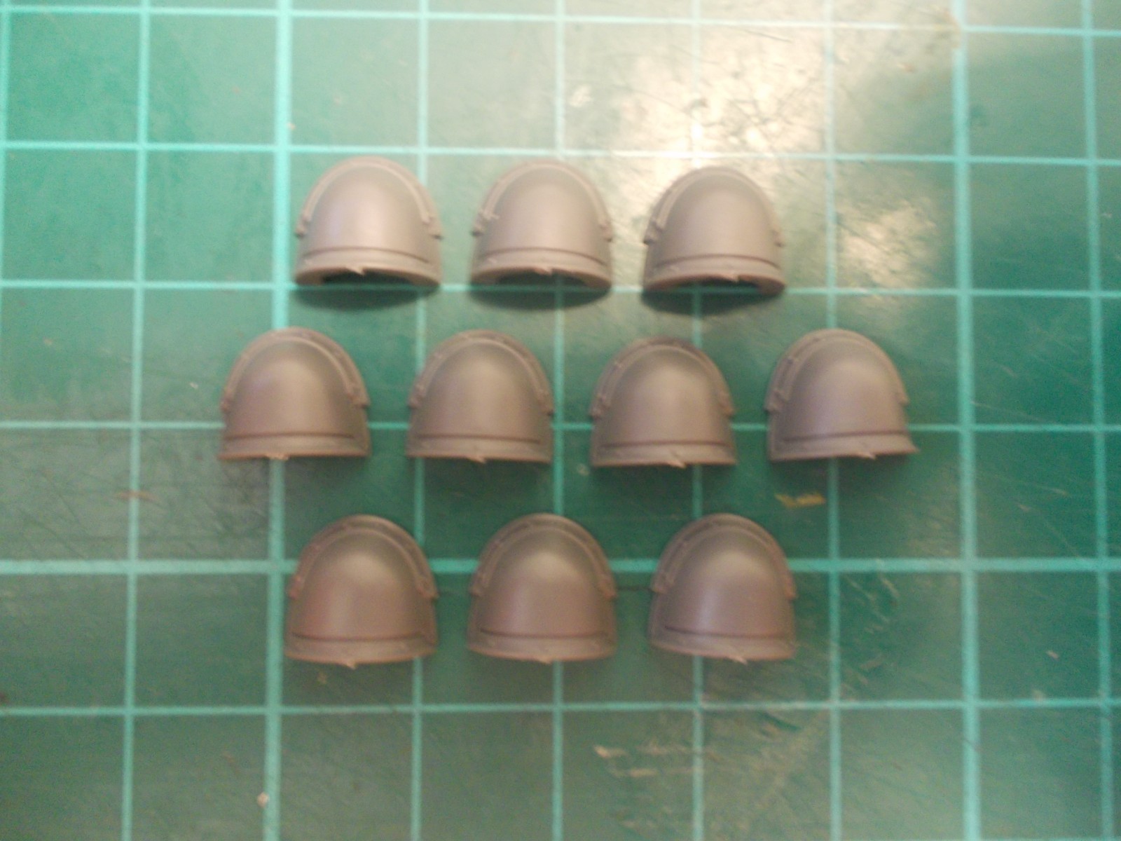 Horus Hersey - 10 MK3 Space Marine Legion Shoulder pads - 30k / 40k bits