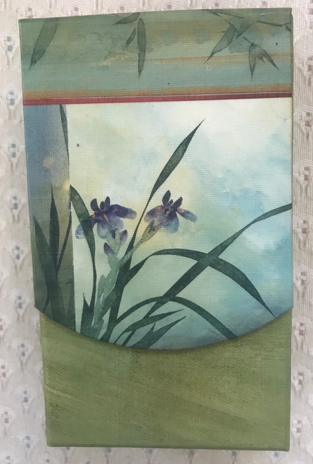 Legacy Publishing Group Memo Box w/200 Sheets of Paper Features Irises! NEW NoTa