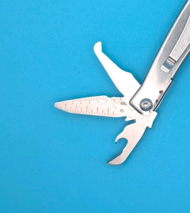Leatherman Rev 3.8" Multi-Tool, Stainless!