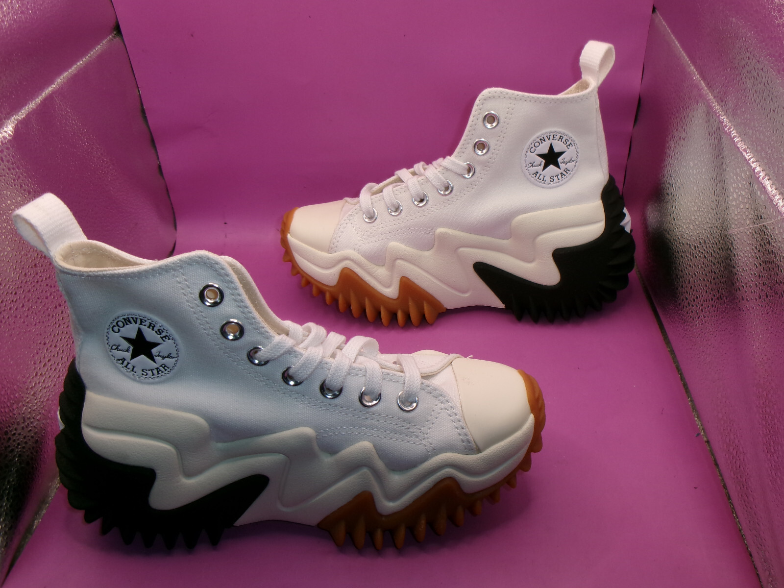 Converse Run Star Motion Hi Womens Size 4.5  171546C white/black/gum honey NIB