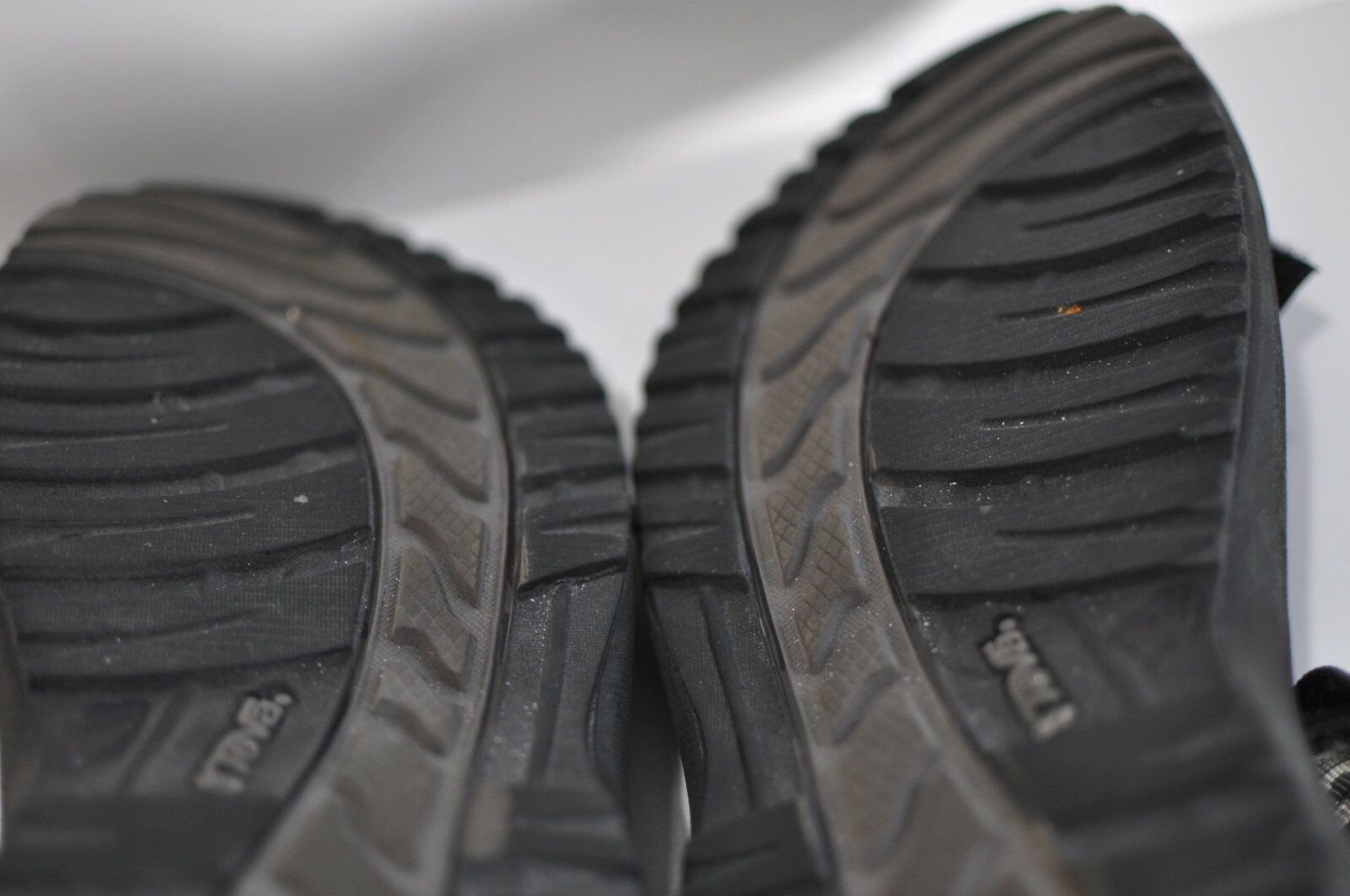 Teva Mens Sandals size 11 M