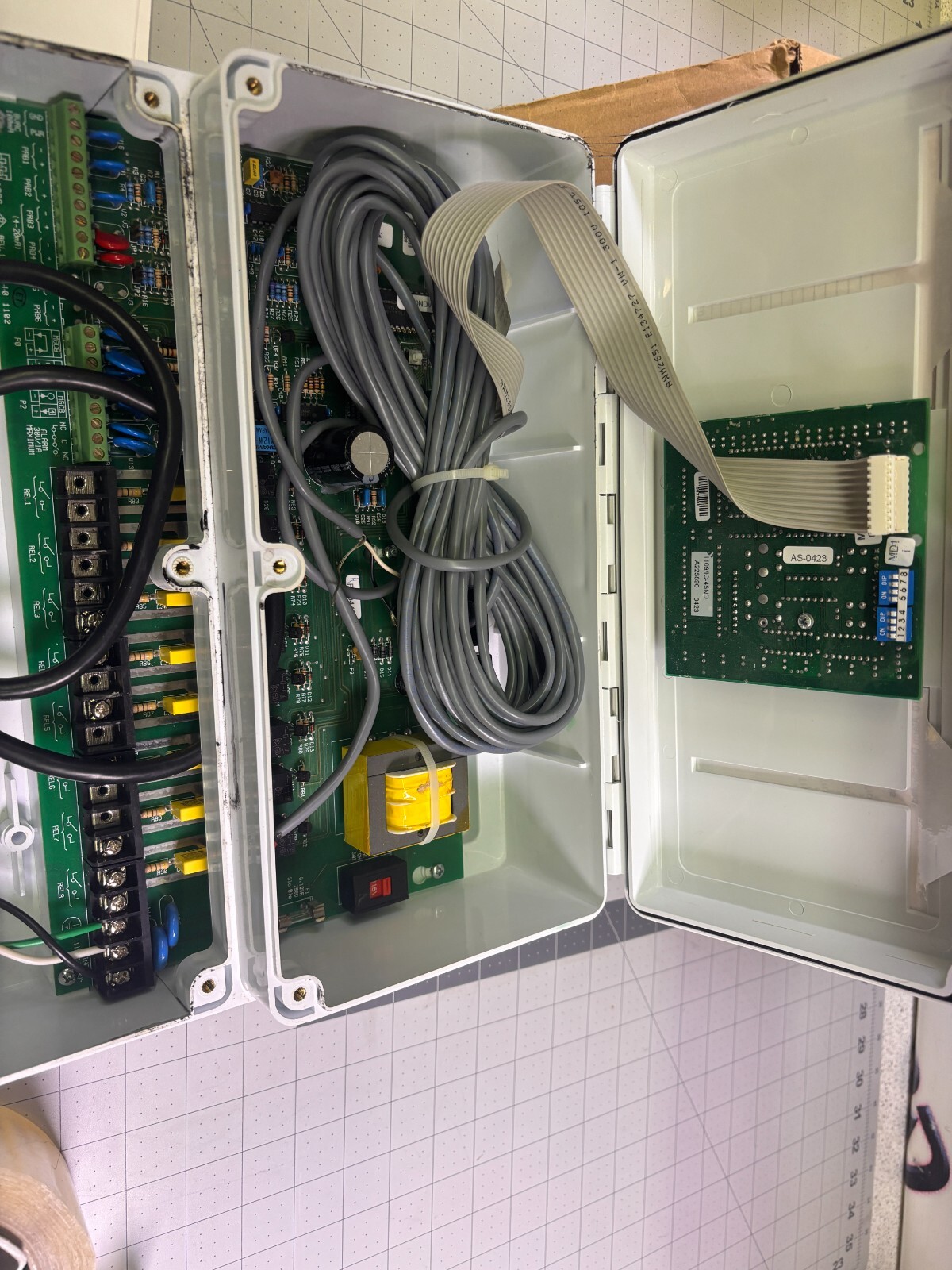 Varifan IC-410ND Intelligent Control, 4 Input/10 Output