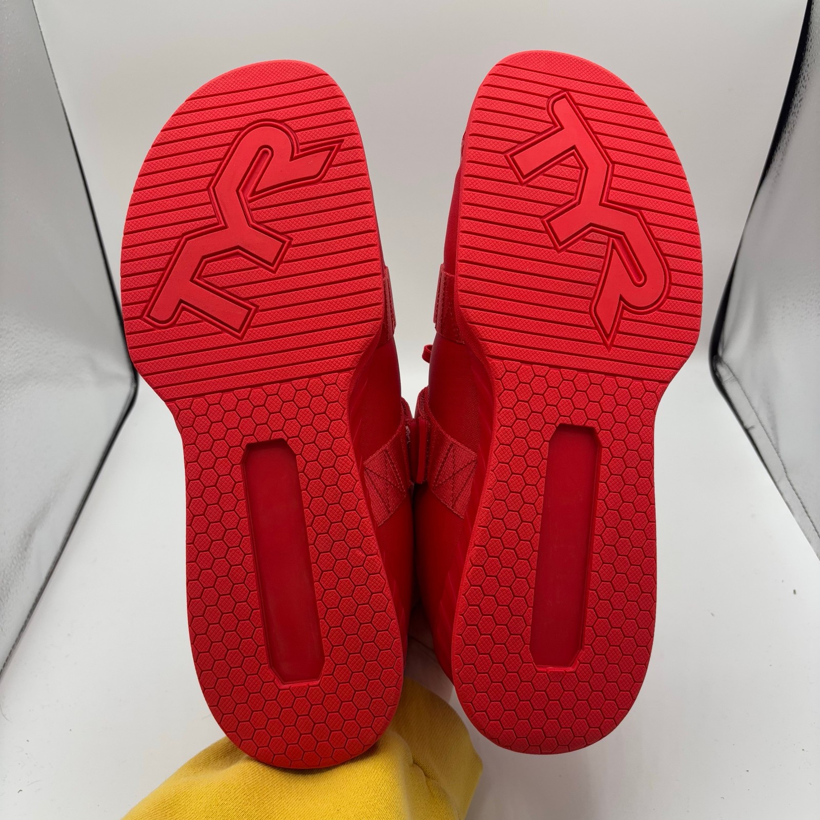 TYR L-1 Lifter Shoes Mens Size 10.5 Triple Red Weightlifting Gym Sneakers