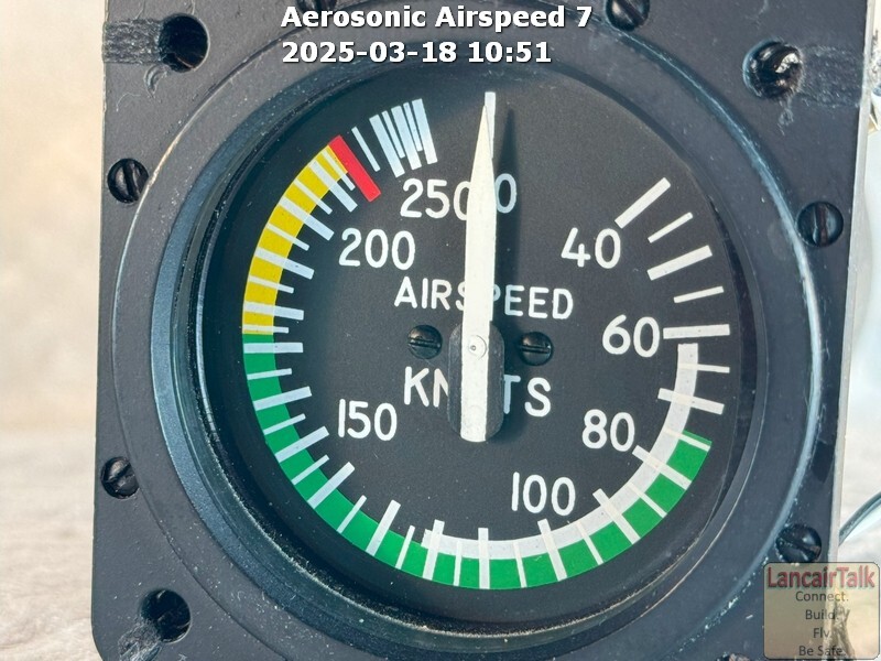 Aerosonic Airspeed Indicator 25025-0177  2", 40–250 knots - 28v light