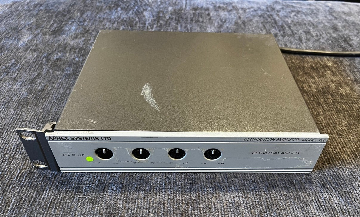 Aphex Model 120 1x4 Audio Distribution Amp Line Level Rack Unit