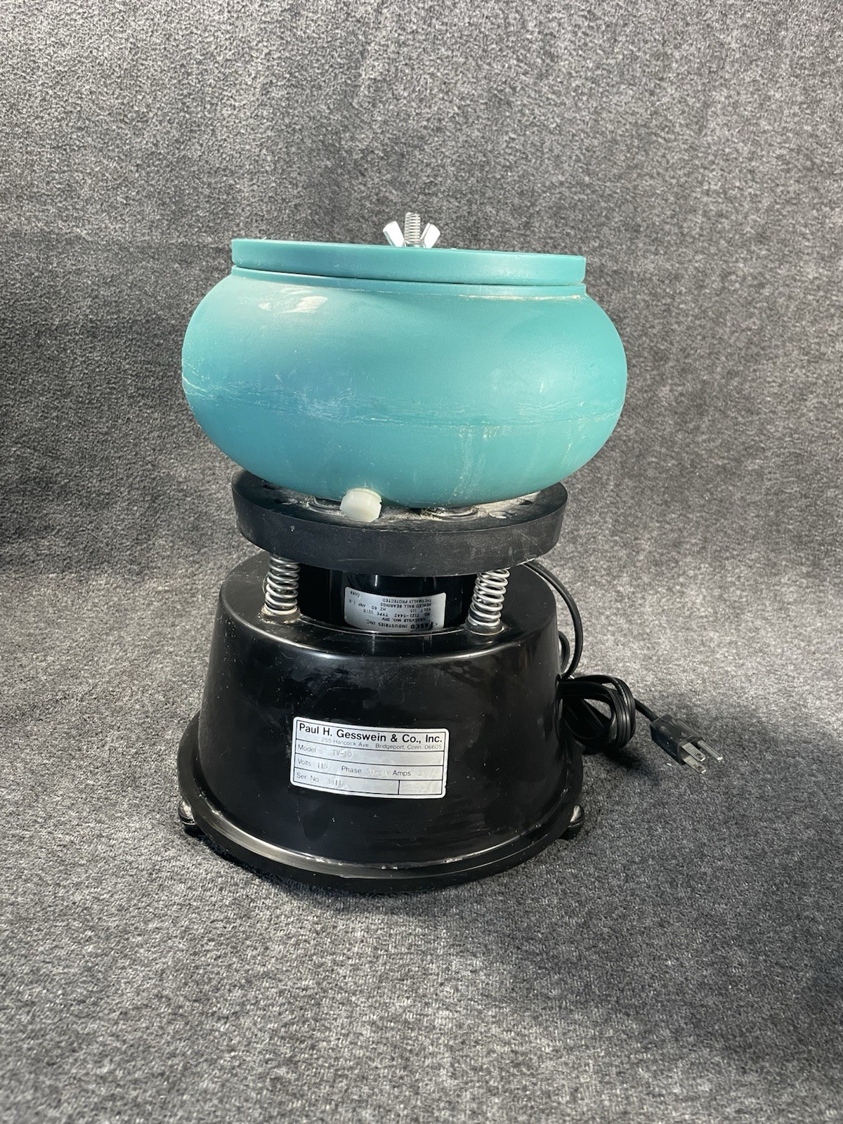 Paul Gesswein & Co Inc Model TV 10 Vibratory Tumbler Jewelry Cleaner Reloading