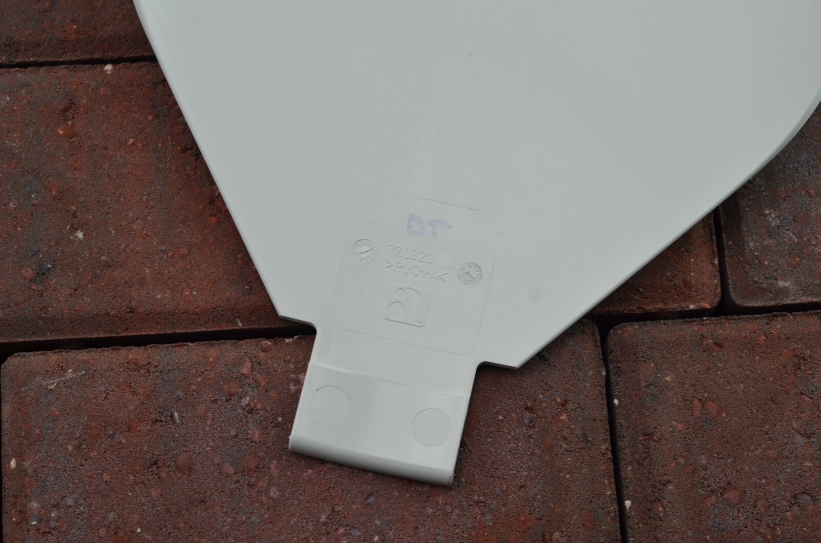 ADEC UNIT 500 COVER WHITE 77.0329.01