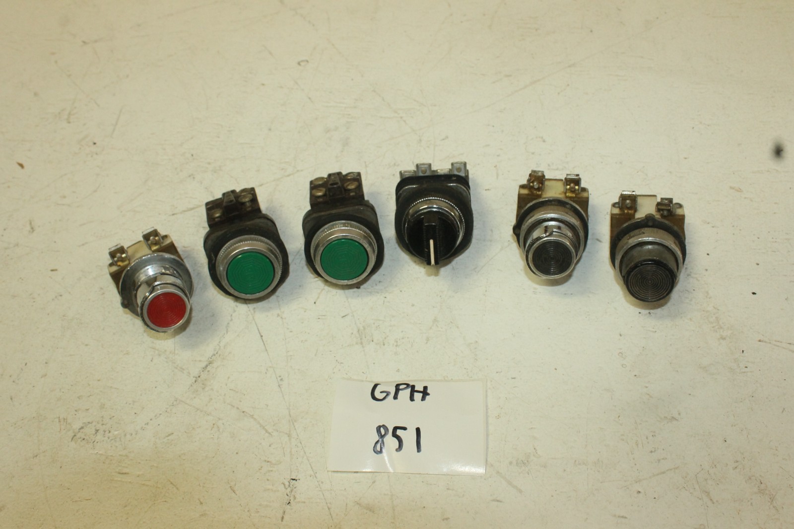 Squared Company Type TA 9001 Switches Buttons Lot of 6