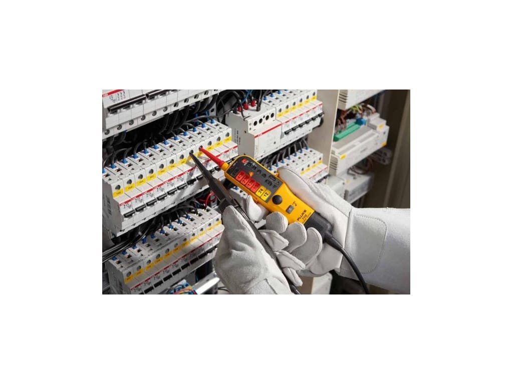 Fluke T110 - Two-pole Voltage and Continuity Electrical Tester