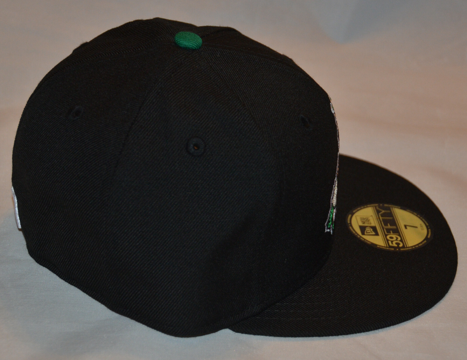 New Era 59Fifty MiLB Throwback Clinton LumberKings Hat (Size 7) Black Green
