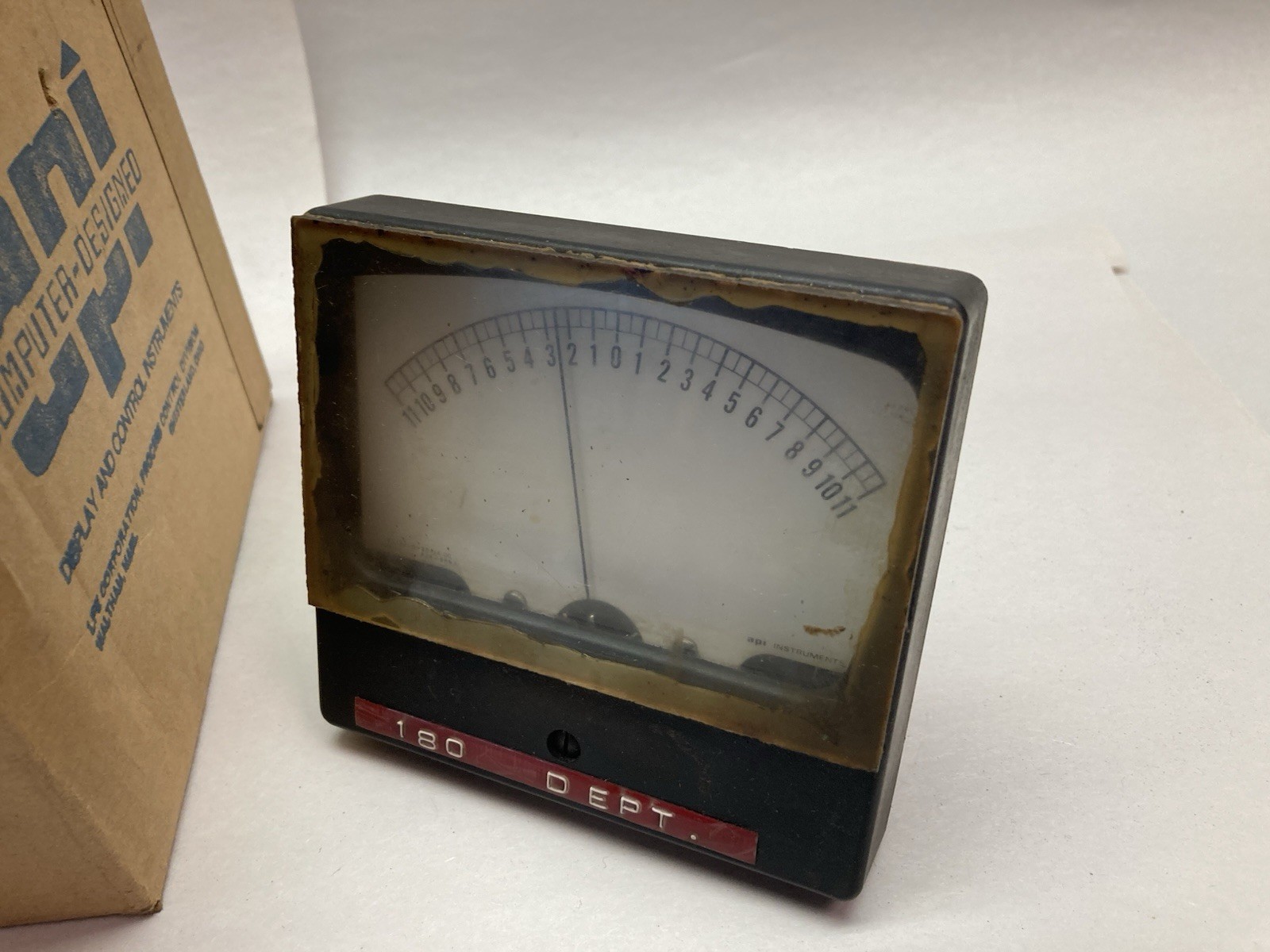 API,470263-01-00,Load Panel Meter Range 25/0/25 UADC