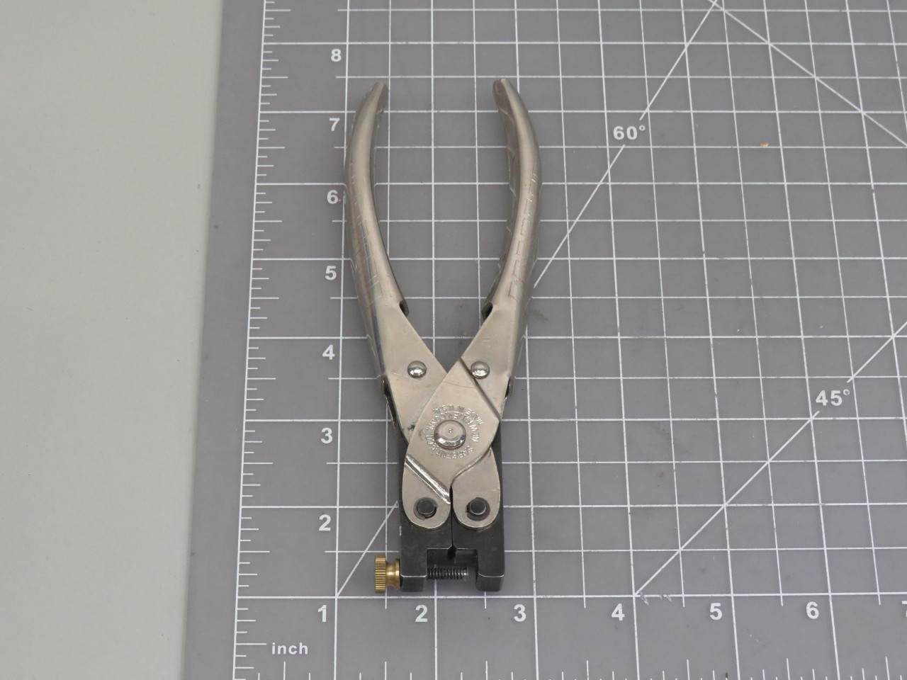 AMP 91117-6 CRIMPING TOOL T152880
