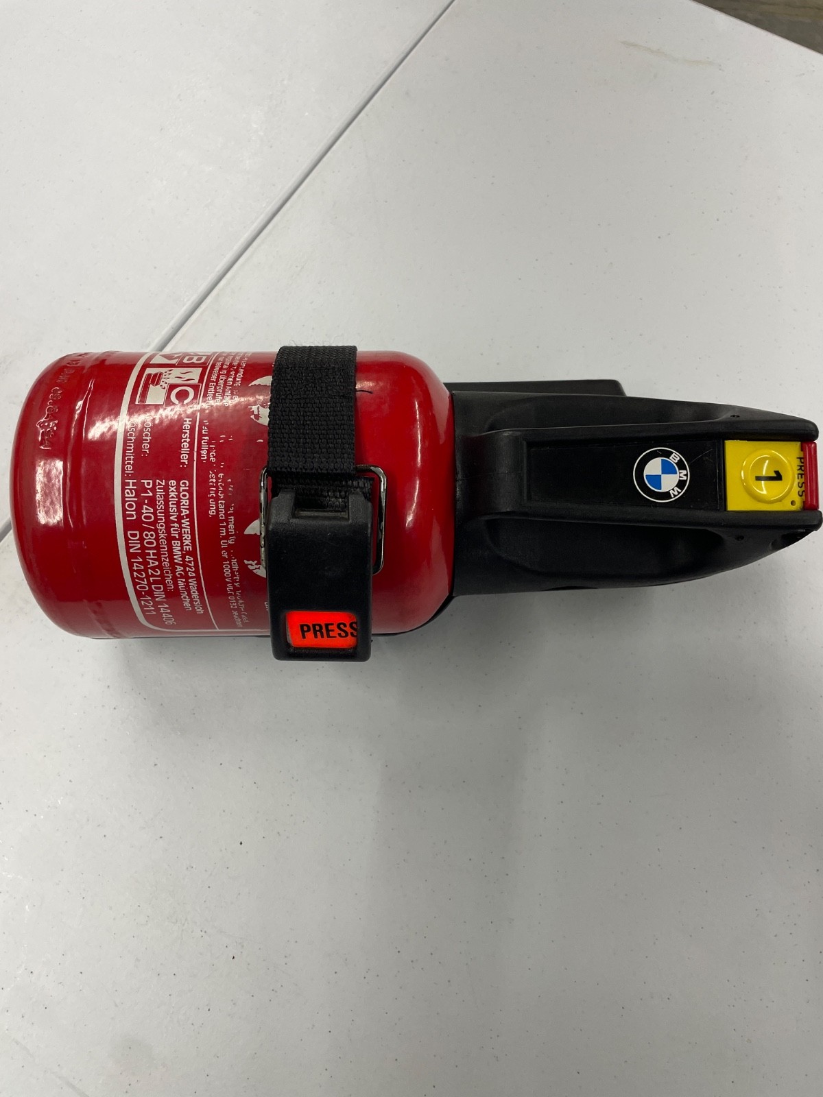 NOS BMW Fire Extinguisher E28, E24, E23 and bracket early for M635CSI